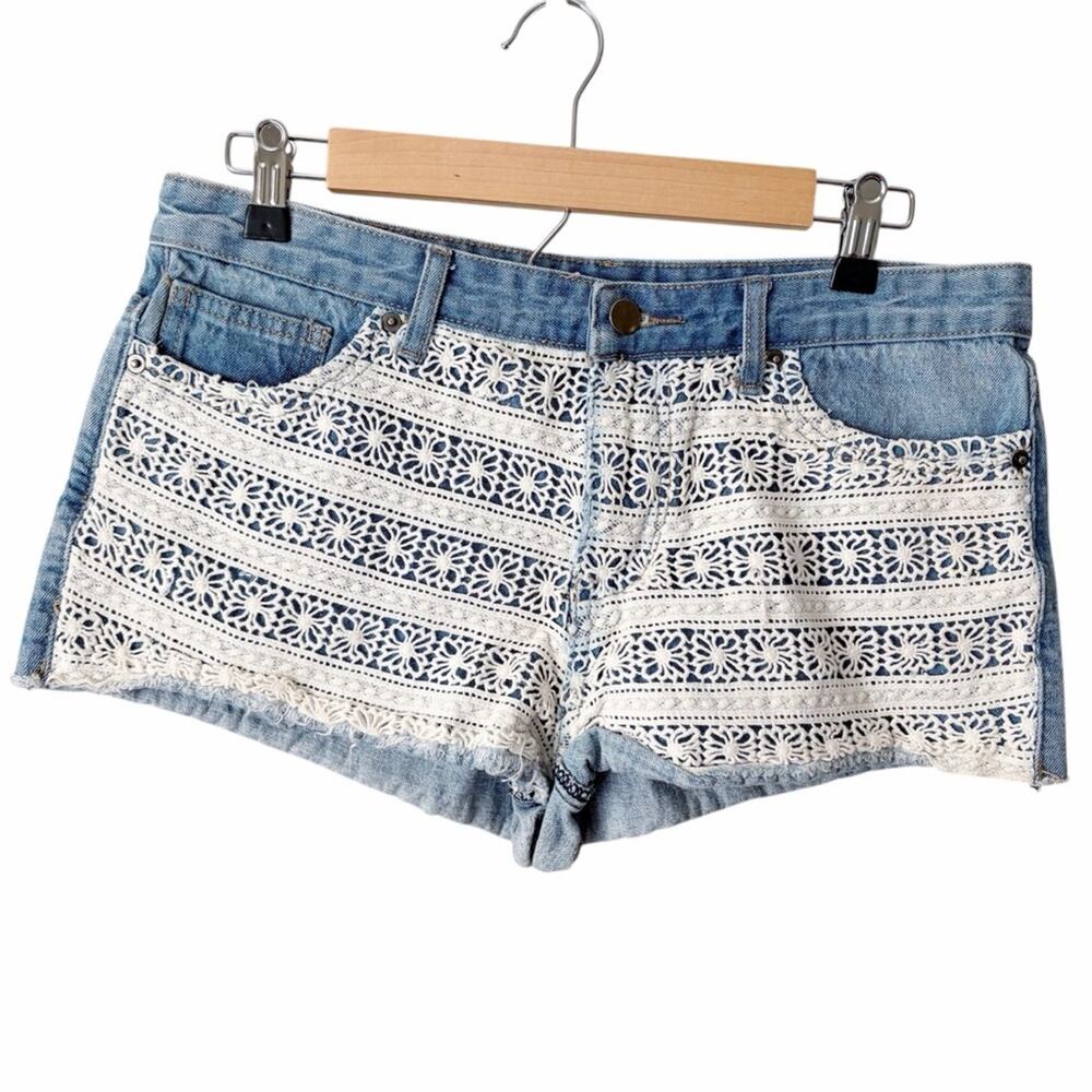 Forever 21 | Floral Lace Denim Jean Shorts Super Short Blue White Size 29